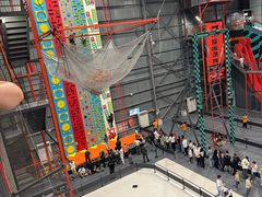 -极限PLAY运动娱乐新世界·团建派对表演休闲馆·室内高空游乐园