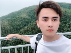 -梅岭月亮湾山体公园