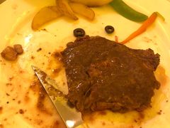 -成桂西餐厅·42年的味道(五大道疙瘩楼店)