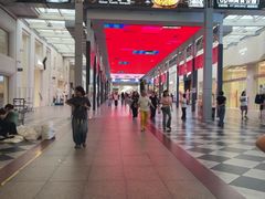 -广州壹马服装广场