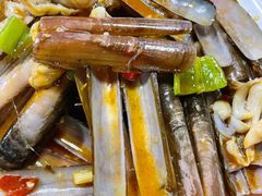 -四川小胡子海鲜(丁村万人海鲜广场店)