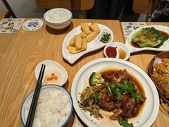 -潮巷·老潮汕美食集市(欢乐港湾店)
