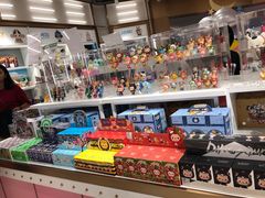-泡泡玛特POPMART(国金街店)