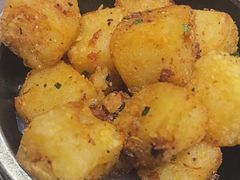 -香山湖渔家大院