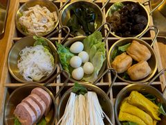 -三顾烤庐·烤鱼·烧烤·龙虾(奉贤店)