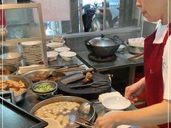 -松树干拌面店