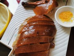 -依江春水烤鸭店