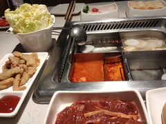 -海底捞火锅鲜切牛肉主题店(长寿路店)