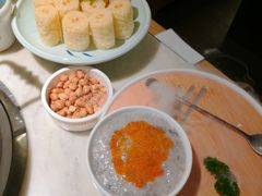 -左庭右院鲜牛肉火锅(浦江欢乐颂店)