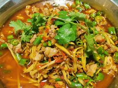 -兔行天下-鸿鹤鲜锅兔(中海国际店)