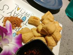 -觅山云南菜(泊富ICITY店)