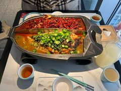 -江边城外烤全鱼(世茂广场店)