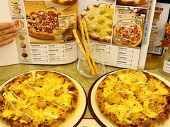 -必胜客(WOW中心城店)