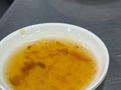 -华香鹅快餐店