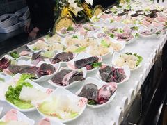 -领鲜活海鲜榴莲自助火锅(东门店)