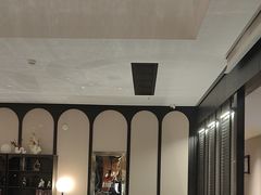 -万泊酒店(长沙五一广场国金中心店)