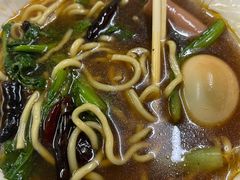 -丁记牛肉手擀板面
