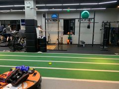 -Freedom Fitness私教健身俱乐部(徐虹北路店)