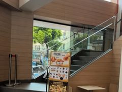 -麦当劳(乳山路店)