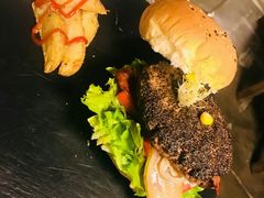 -HIGH FIVE哈福手工汉堡(桂林路店)