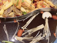 -和福顺牛肉大虾焖锅自助(宝业店)