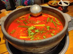 -贵厨酸汤牛肉(花果园国际中心店)