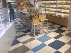 面包甜点陈列柜-85度C(生甜甜圈研究工坊·上海平凉店)
