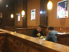 -丽伟的串·烧烤·砂锅(芝麻街店)