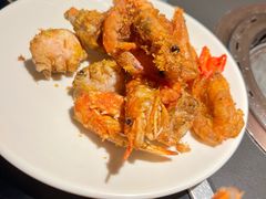 -钱小奴海鲜自助黑金店(杭州滨江龙湖店)