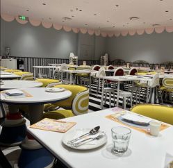 -奈尔宝家庭中心·亲子早教·派对餐厅(北京东坝万达店)