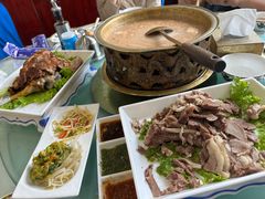 -艾敏河蒙餐(海拉尔大街店)