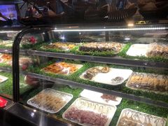 自助取餐区-鼎原力量吊炉烧烤主题餐厅(临河街店)