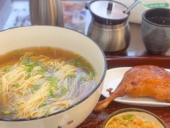 -百年老字号·观振兴蟹黄面·三虾面·苏式面(观前街富仁坊巷店)