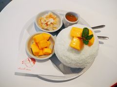 -Cheevit Cheeva(Sirimangkalajarn)