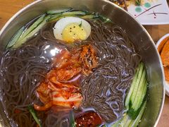 -长寿参鸡汤(朝韩风情街店)