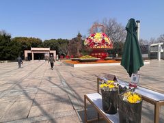 -上海市龙华烈士陵园