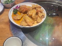 -山河屯铁锅炖·非遗东北菜(南山店)