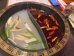 鸳鸯锅底-双合福火锅(河北路店)