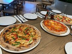 -城市大道红炉披萨烘焙坊