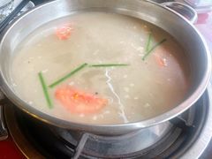 -老石黑山羊毛驴肉火锅(金凯广场店)