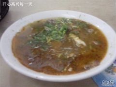 小碗羊汤-春雨羊汤店(广开四马路总店)