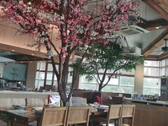 -蜜桃餐厅·伴山(湖滨商业街店)