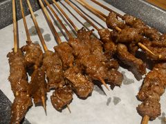 鲜嫩牛小串-管氏翅吧(马家堡店)