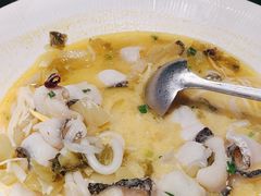 -荷塘秋月·本帮江浙菜(国权路店)