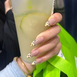 -晨·艺美甲美睫