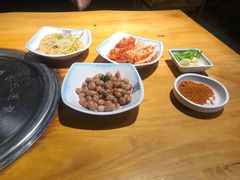 -唯成•韩国炭火烤肉 유성고기