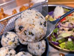 手抓金枪鱼饭团-肥肥虾庄·金牌油焖大虾(杨园滨江时代walk店)
