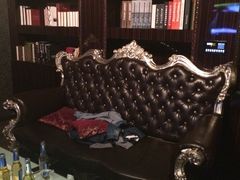 -GAGA主题量贩式KTV平价店(工大店)