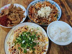 -赵姐猪耳朵饭店