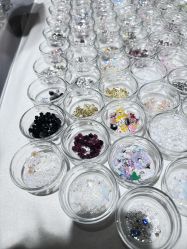 -丽心自助美甲美睫